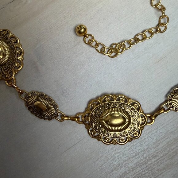 Yellow Gold Tone Concho Medallion Metal Chain Link Belt 30" - 43" western - Picture 5 of 8